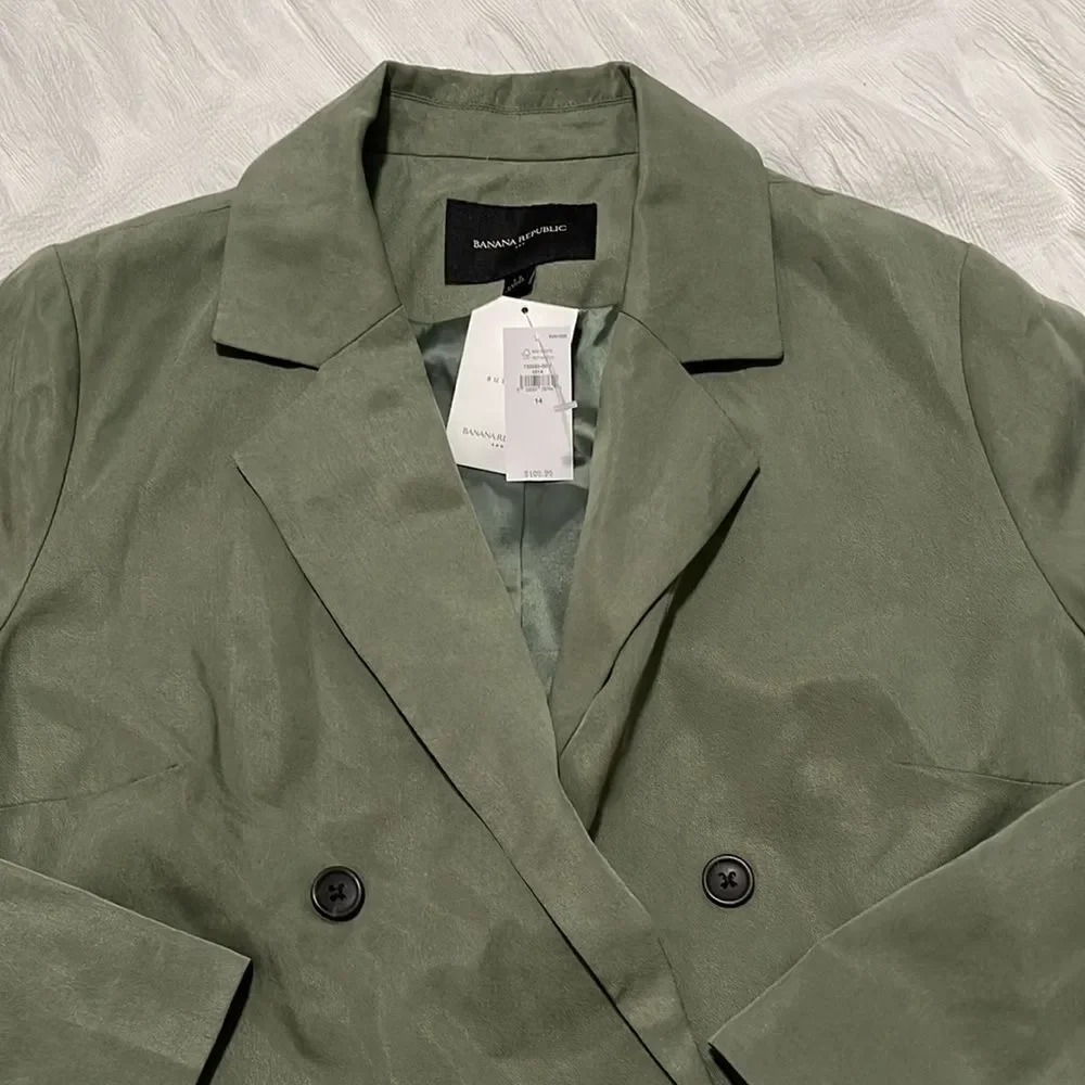 NWT- Banana Republic - 4 & 14 - Picture 3 of 6